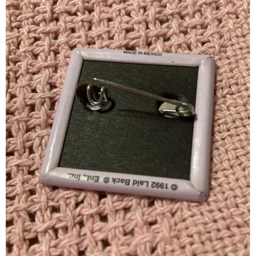 Funny Gag Gift Retired Senior Citizen Retirement Pin Button Over The Hill Old Ma
